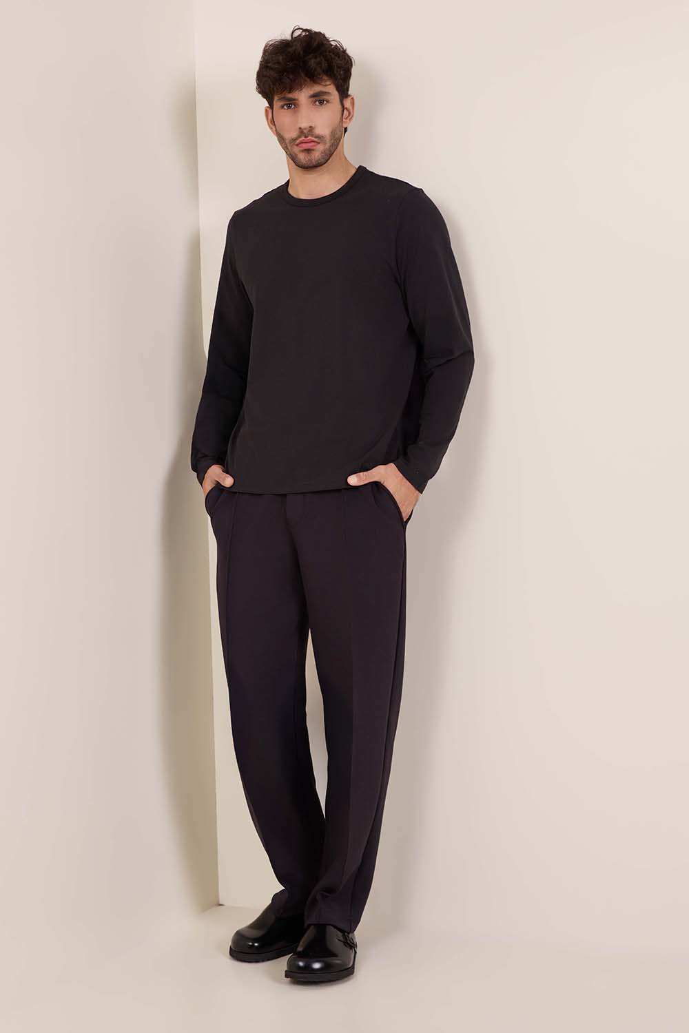 Smooth Spacer Pintuck Pant *Regular